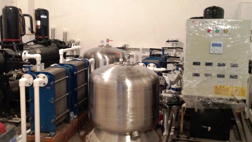 機(jī)關(guān)浴池洗浴廢水余熱回收系統(tǒng)現(xiàn)場 機(jī)關(guān)浴池洗浴廢水余熱回收系統(tǒng)現(xiàn)場